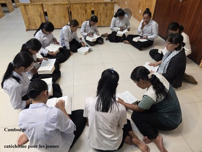 Cambodge Catéchisme pour les jeunes