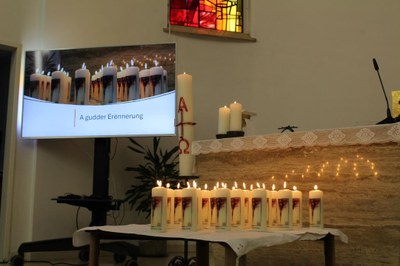 Ecran disposé dans le choeur