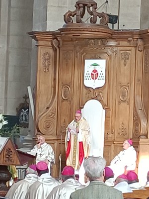 IMG20230518172800 BURST000 COVER