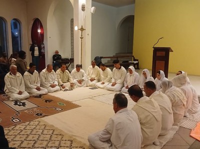 Veillée de prière   Choeur de la confrérie soufie.