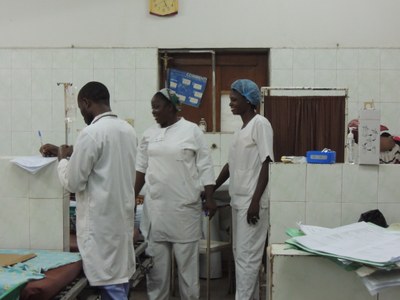 Soeur Fabienne à l'hôpital st Joseph